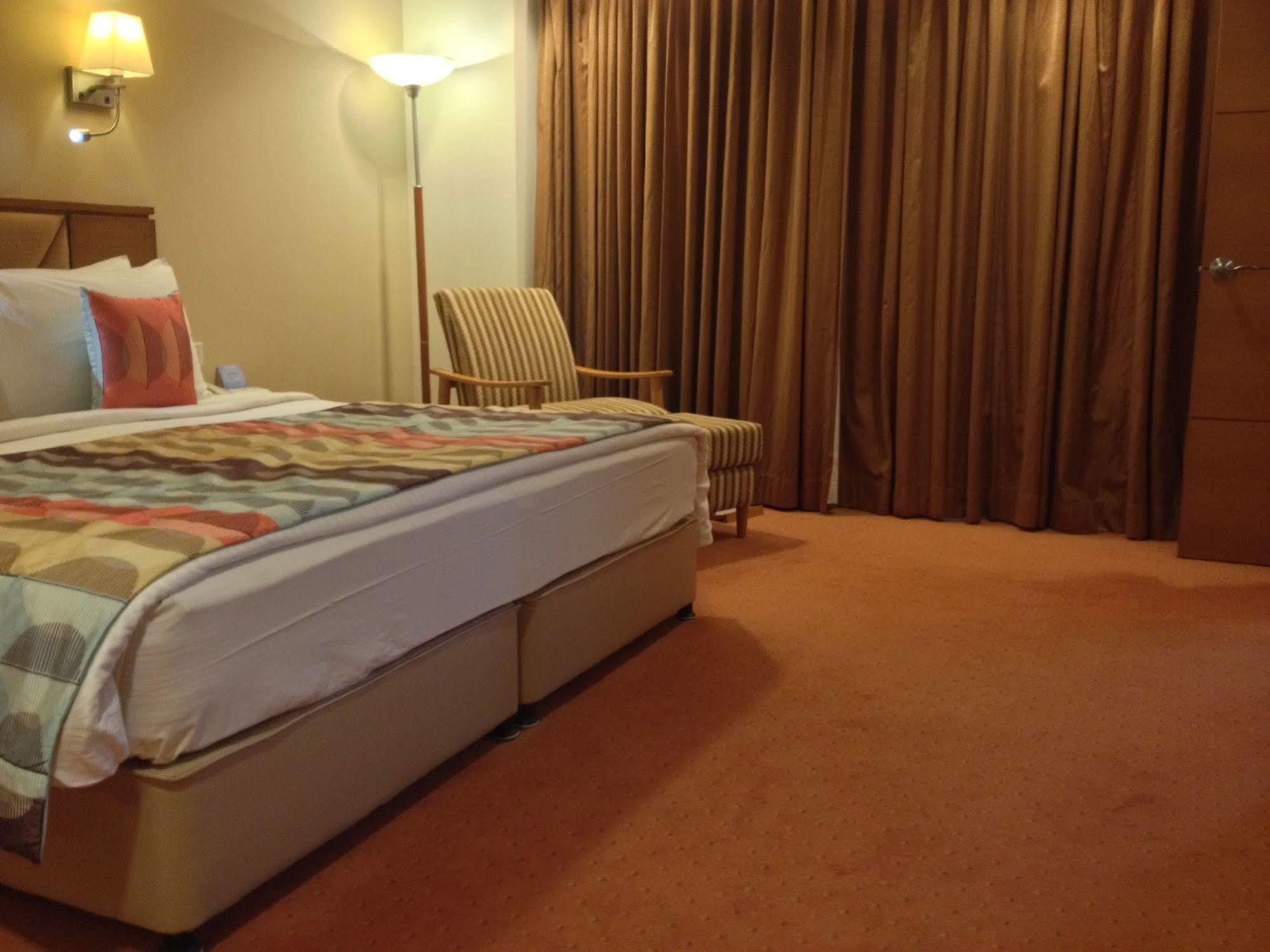 Fortune Park Lake City, Thane - Member Itc Hotels' Group Ngoại thất bức ảnh